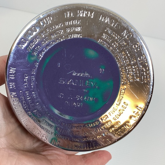 Stanley Aladdin Green Vacuum Bottle Thermos A-944DH Quart Vintage - Made in USA - Picture 4 of 9